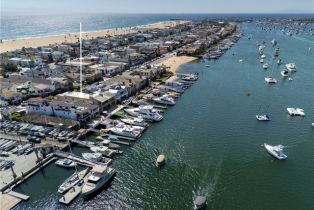 Single Family Residence, 812 W Bay ave, Newport Beach, CA 92661 - 49