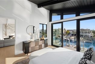 Residential Income, 4017 Channel pl, Newport Beach, CA 92663 - 5