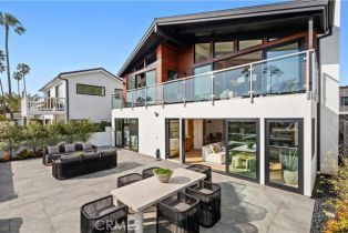 Residential Income, 4017 Channel PL, Newport Beach, CA  Newport Beach, CA 92663