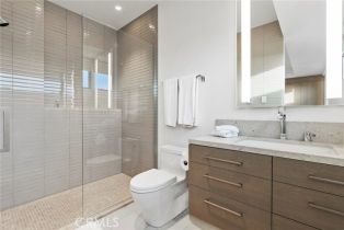 Single Family Residence, 2108 Oceanfront, Newport Beach, CA 92661 - 19