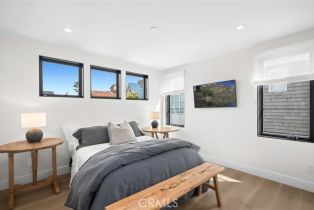 Single Family Residence, 2045 Ocean blvd, Newport Beach, CA 92661 - 13