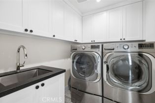 Single Family Residence, 2045 Ocean blvd, Newport Beach, CA 92661 - 17