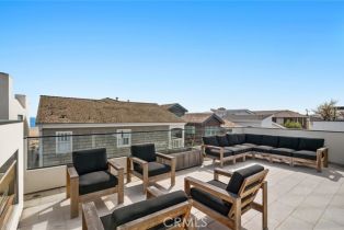 Single Family Residence, 2045 Ocean blvd, Newport Beach, CA 92661 - 22