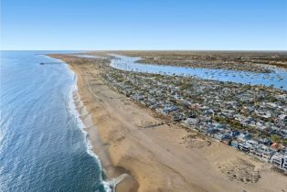 Single Family Residence, 2045 Ocean blvd, Newport Beach, CA 92661 - 32