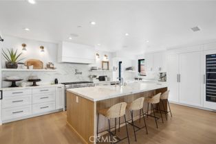 Single Family Residence, 2045 Ocean blvd, Newport Beach, CA 92661 - 8