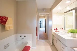 Single Family Residence, 1560 Oceanfront, Newport Beach, CA 92661 - 16