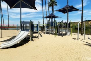 Single Family Residence, 327 62nd st, Newport Beach, CA 92663 - 28