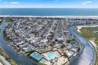 Single Family Residence, 327 62nd st, Newport Beach, CA 92663 - 30