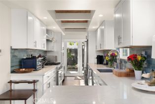 Single Family Residence, 327 62nd st, Newport Beach, CA 92663 - 4