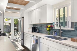 Single Family Residence, 327 62nd st, Newport Beach, CA 92663 - 5