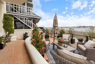 Single Family Residence, 300 South Bayfront, Newport Beach, CA 92662 - 11
