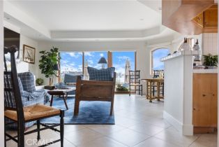 Single Family Residence, 300 South Bayfront, Newport Beach, CA 92662 - 18