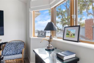 Single Family Residence, 300 South Bayfront, Newport Beach, CA 92662 - 30