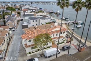 Single Family Residence, 300 South Bayfront, Newport Beach, CA 92662 - 4