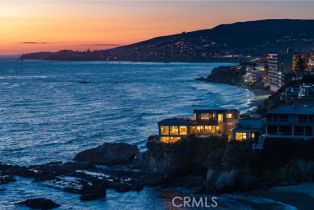 Single Family Residence, 1901 Ocean way, Laguna Beach, CA 92651 - 26