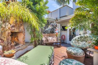 Single Family Residence, 301 Lugonia street, Newport Beach, CA 92663 - 11