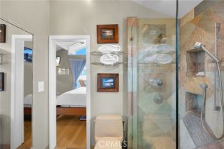 Single Family Residence, 301 Lugonia street, Newport Beach, CA 92663 - 23