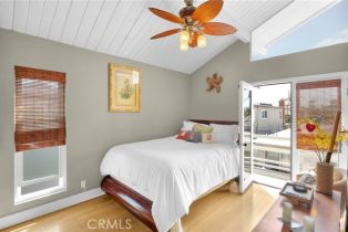 Single Family Residence, 301 Lugonia street, Newport Beach, CA 92663 - 24