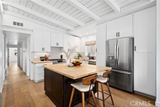 Residential Income, 207 Colton st, Newport Beach, CA 92663 - 7