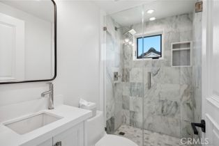 Single Family Residence, 318 Coronado st, Newport Beach, CA 92661 - 17