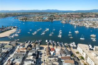 Single Family Residence, 318 Coronado st, Newport Beach, CA 92661 - 41