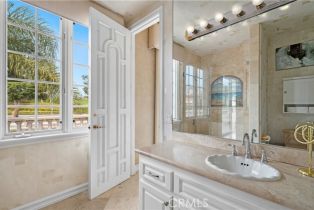 Single Family Residence, 842 Harbor Island dr, Newport Beach, CA 92660 - 15