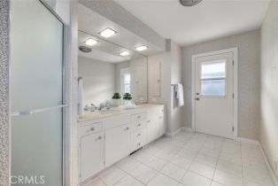 Single Family Residence, 1812 Tradewinds ln, Newport Beach, CA 92660 - 31