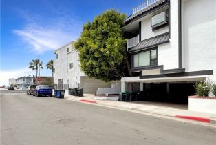 Condominium, 211 19th st, Newport Beach, CA 92663 - 7