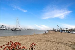 Condominium, 211 19th st, Newport Beach, CA 92663 - 9
