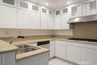 Condominium, 930 Poppy ln, Corona Del Mar, CA 92625 - 5