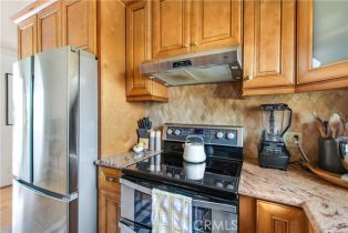 Condominium, 1100 Rutland rd, Newport Beach, CA 92660 - 12