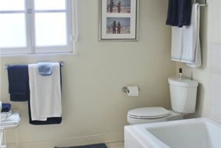 Single Family Residence, 127 Coral avenue, Newport Beach, CA 92662 - 11