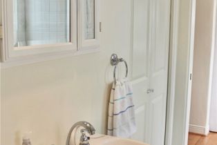 Single Family Residence, 127 Coral avenue, Newport Beach, CA 92662 - 17