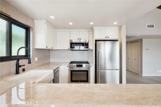 Condominium, 410 Dahlia ave, Corona Del Mar, CA 92625 - 6