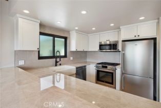 Condominium, 410 Dahlia ave, Corona Del Mar, CA 92625 - 7