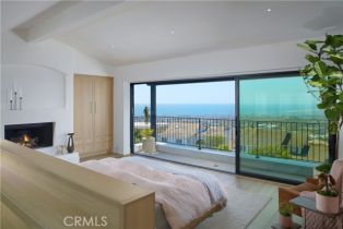 Single Family Residence, 17 Muir Beach cir, Corona Del Mar, CA 92625 - 17
