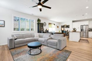 Single Family Residence, 8967 Sunshine Valley way, Corona, CA 92883 - 10