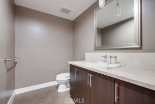 Condominium, 402 Rockefeller, Irvine, CA 92612 - 25