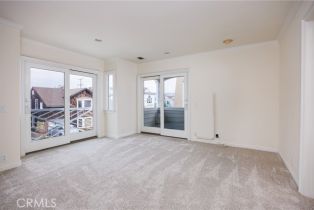 Single Family Residence, 327 Amethyst ave, Newport Beach, CA 92662 - 31