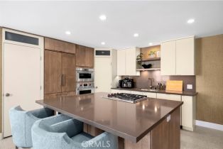 Condominium, 741 Avocado ave, Corona Del Mar, CA 92625 - 4