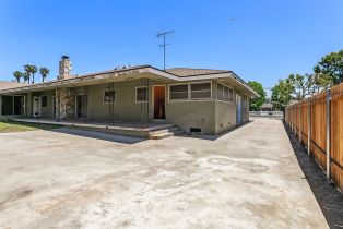 Single Family Residence, 13321 Prospect ave, North Tustin, CA 92705 - 31