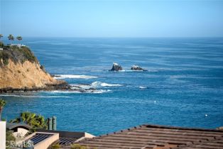 Single Family Residence, 121 Emerald Bay, Laguna Beach, CA 92651 - 2