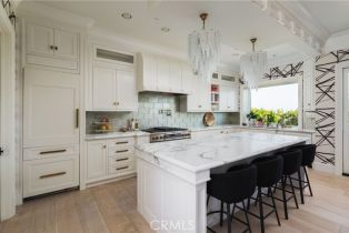 Single Family Residence, 1110 Kings rd, Newport Beach, CA 92663 - 4