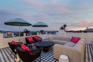 Single Family Residence, 1110 Kings rd, Newport Beach, CA 92663 - 44