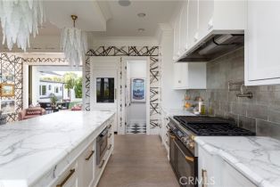 Single Family Residence, 1110 Kings rd, Newport Beach, CA 92663 - 5