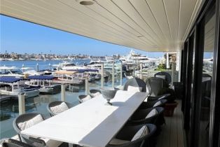 Single Family Residence, 2636 Bayshore dr, Newport Beach, CA 92663 - 5