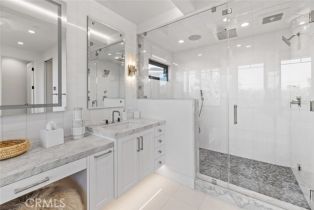 Single Family Residence, 1010 Kings rd, Newport Beach, CA 92663 - 36