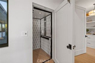 Single Family Residence, 1010 Kings rd, Newport Beach, CA 92663 - 44