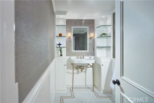 Single Family Residence, 2 Royal Saint George rd, Newport Beach, CA 92660 - 31