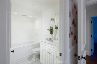 Single Family Residence, 2 Royal Saint George rd, Newport Beach, CA 92660 - 35